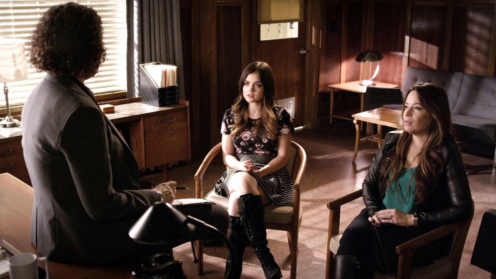 S5E9-March of Crimes